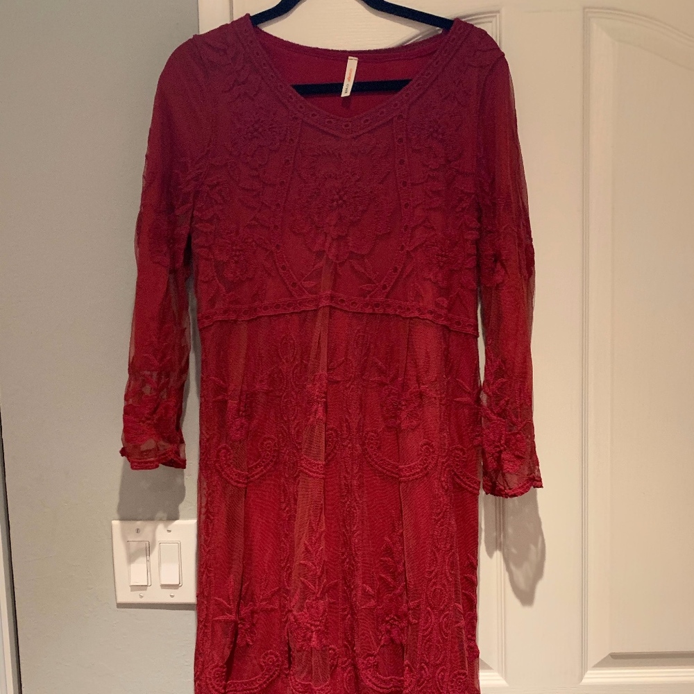 Burgundy Lace Midi Dress